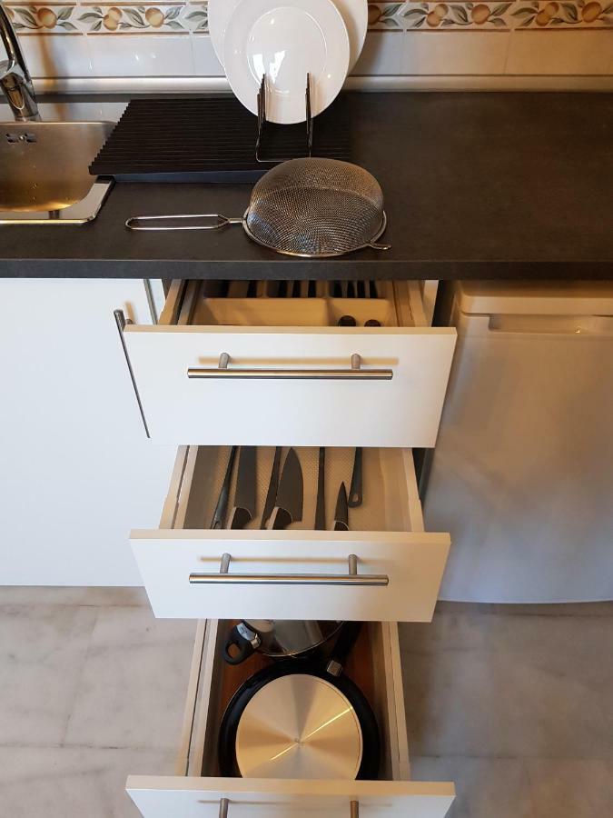 **** Genuar Apartments Malaga Center Kültér fotó